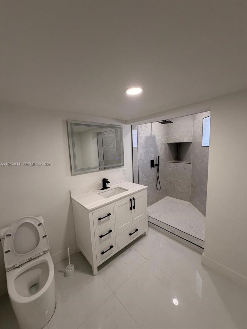 935 SW 72nd Ave , Miami, FL 33144 Photo