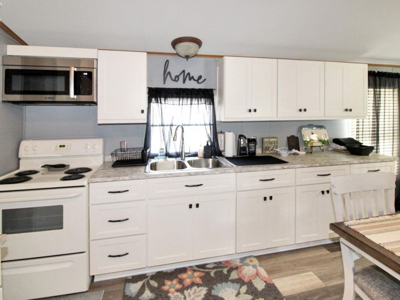 1660 N Compass Avenue, Port Clinton, OH 43452 Photo 12