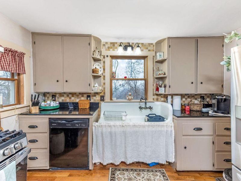 298 Center Street, Coshocton, OH 43812 Photo 11