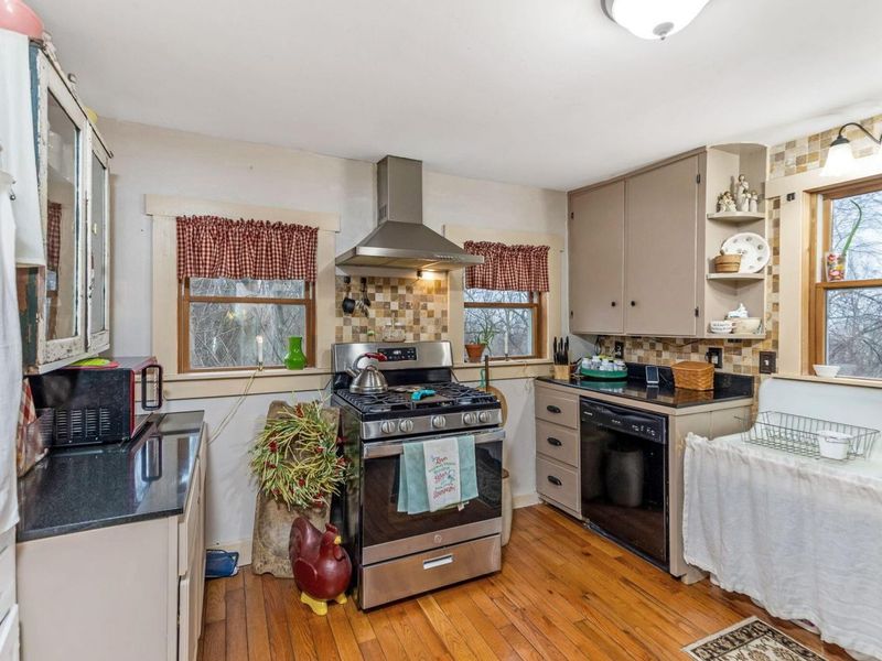 298 Center Street, Coshocton, OH 43812 Photo 12