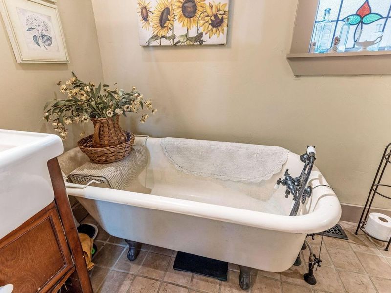 298 Center Street, Coshocton, OH 43812 Photo 16