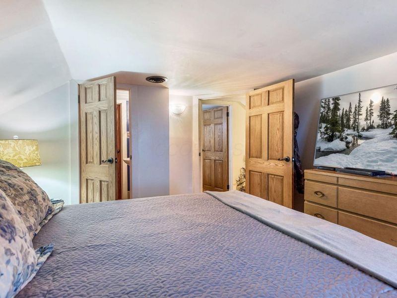 298 Center Street, Coshocton, OH 43812 Photo 20