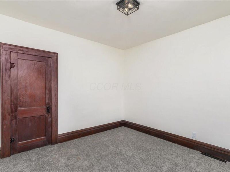 325 Maple Avenue, Utica, OH 43080 Photo 13