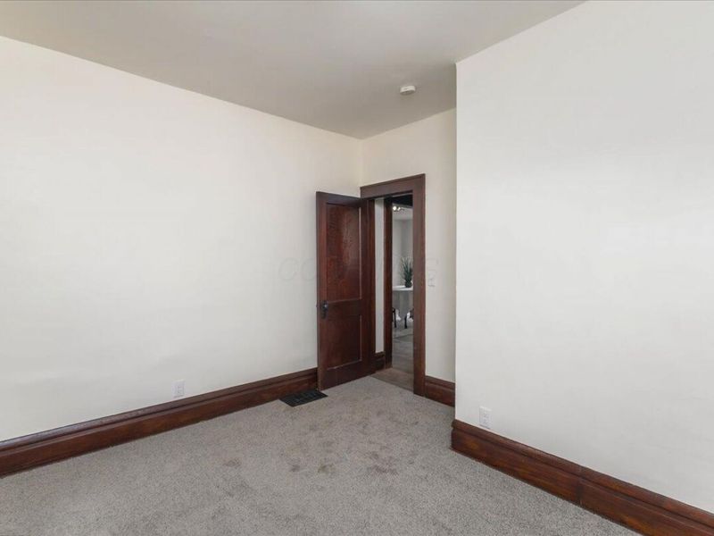 325 Maple Avenue, Utica, OH 43080 Photo 20