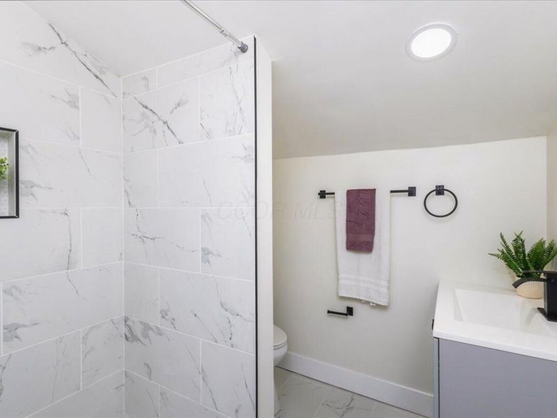 325 Maple Avenue, Utica, OH 43080 Photo 26