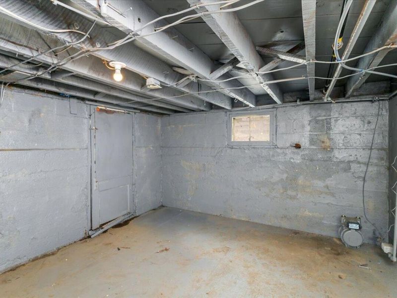 325 Maple Avenue, Utica, OH 43080 Photo 29