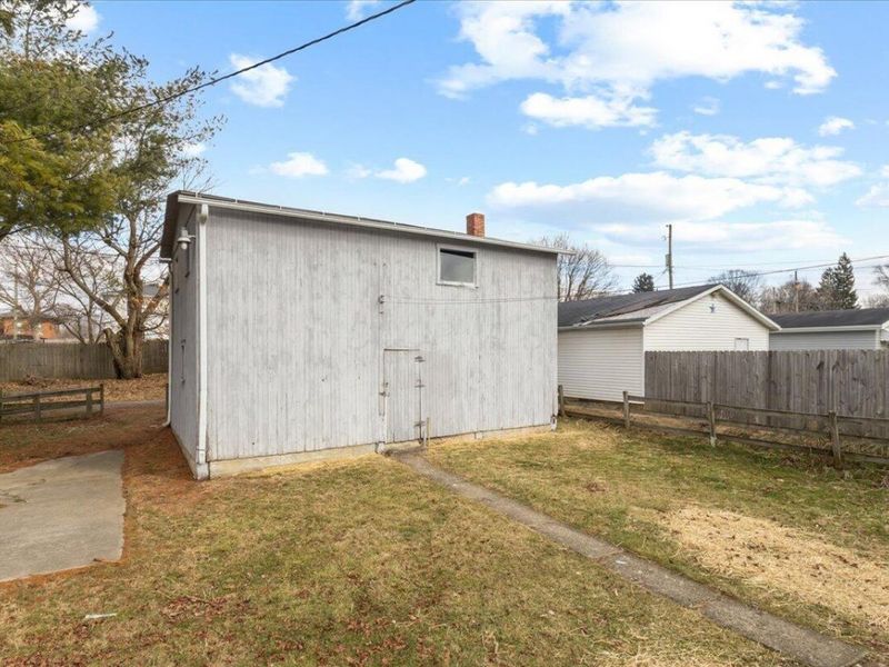 325 Maple Avenue, Utica, OH 43080 Photo 35