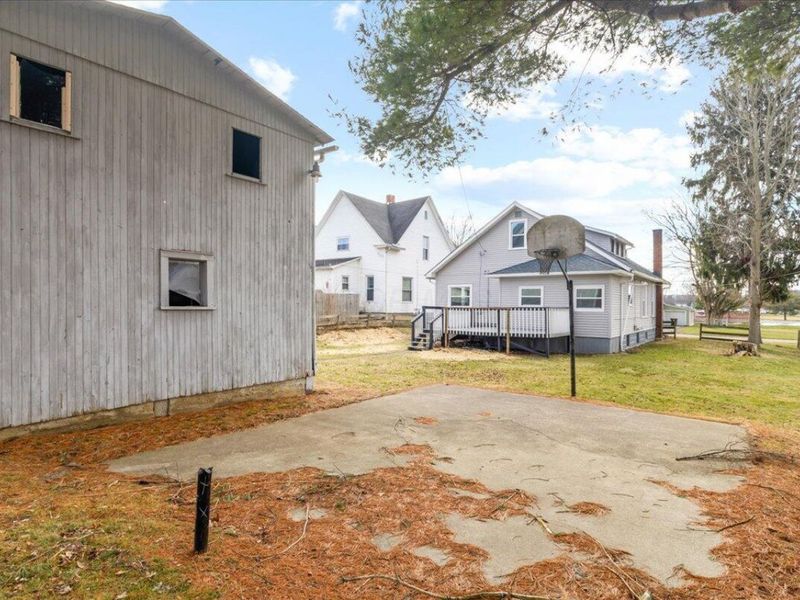 325 Maple Avenue, Utica, OH 43080 Photo 39