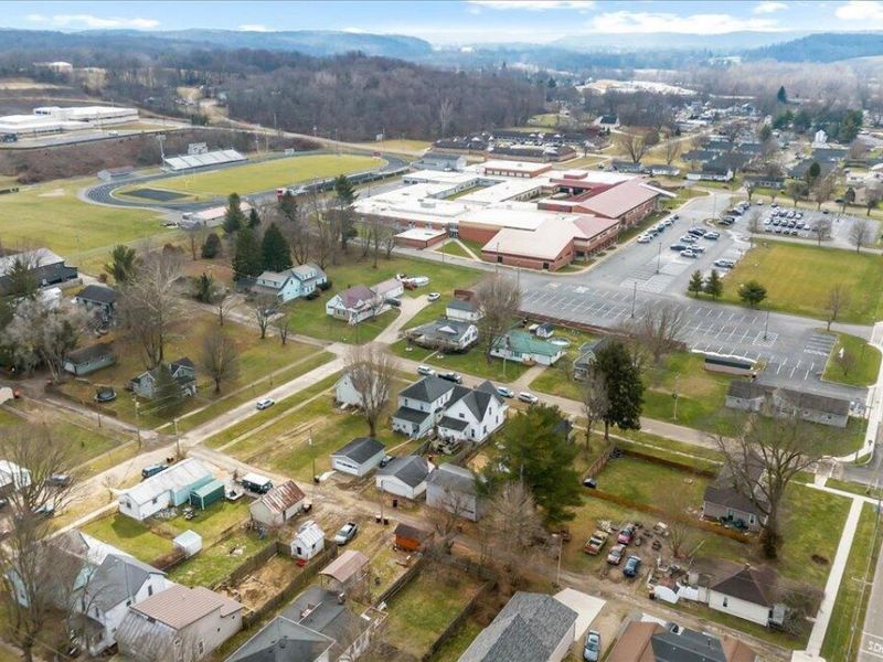 325 Maple Avenue, Utica, OH 43080 Photo 46