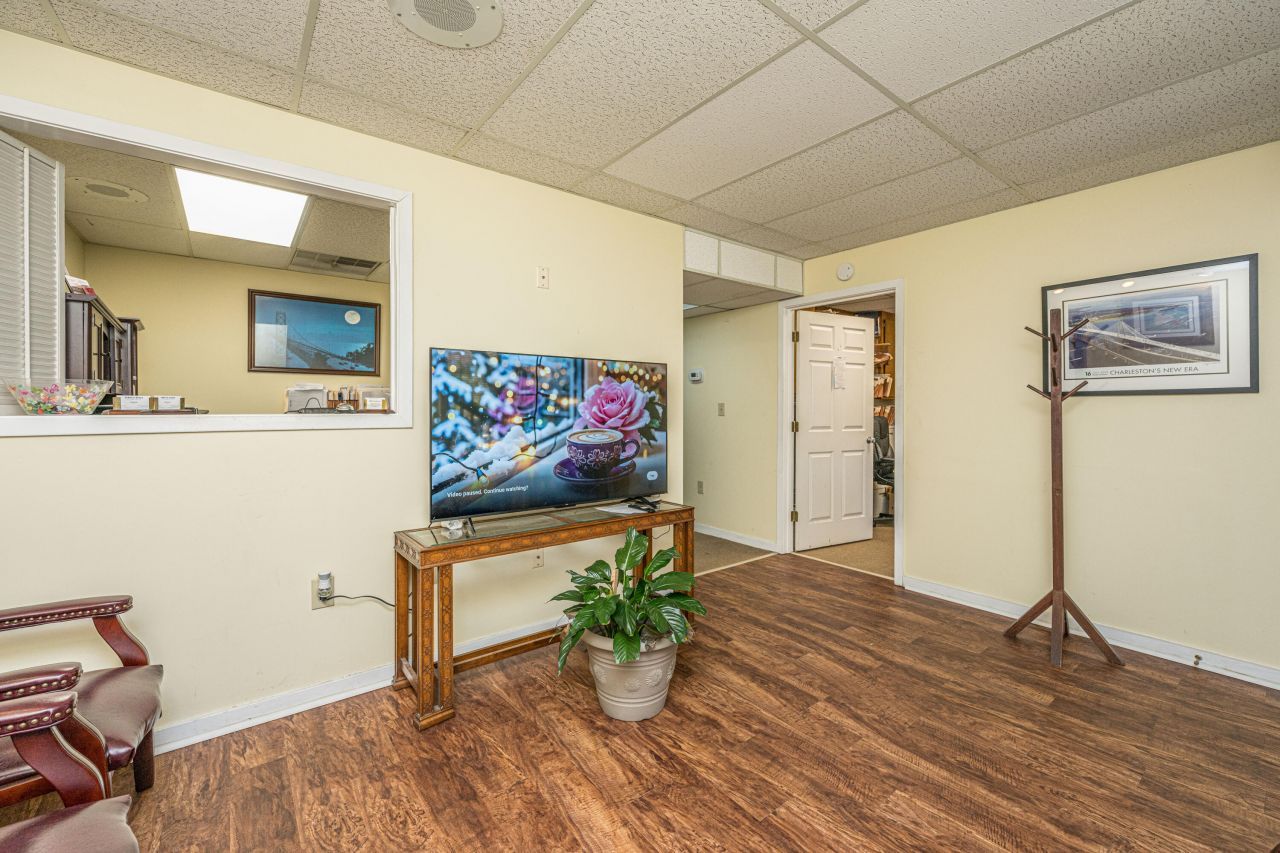 27 Gamecock Avenue Photo 41