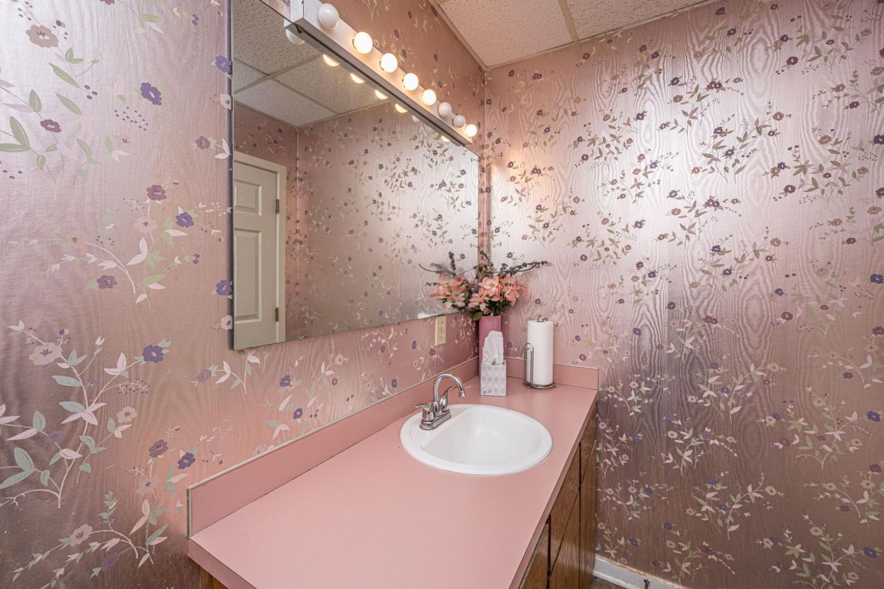 27 Gamecock Avenue Photo 49