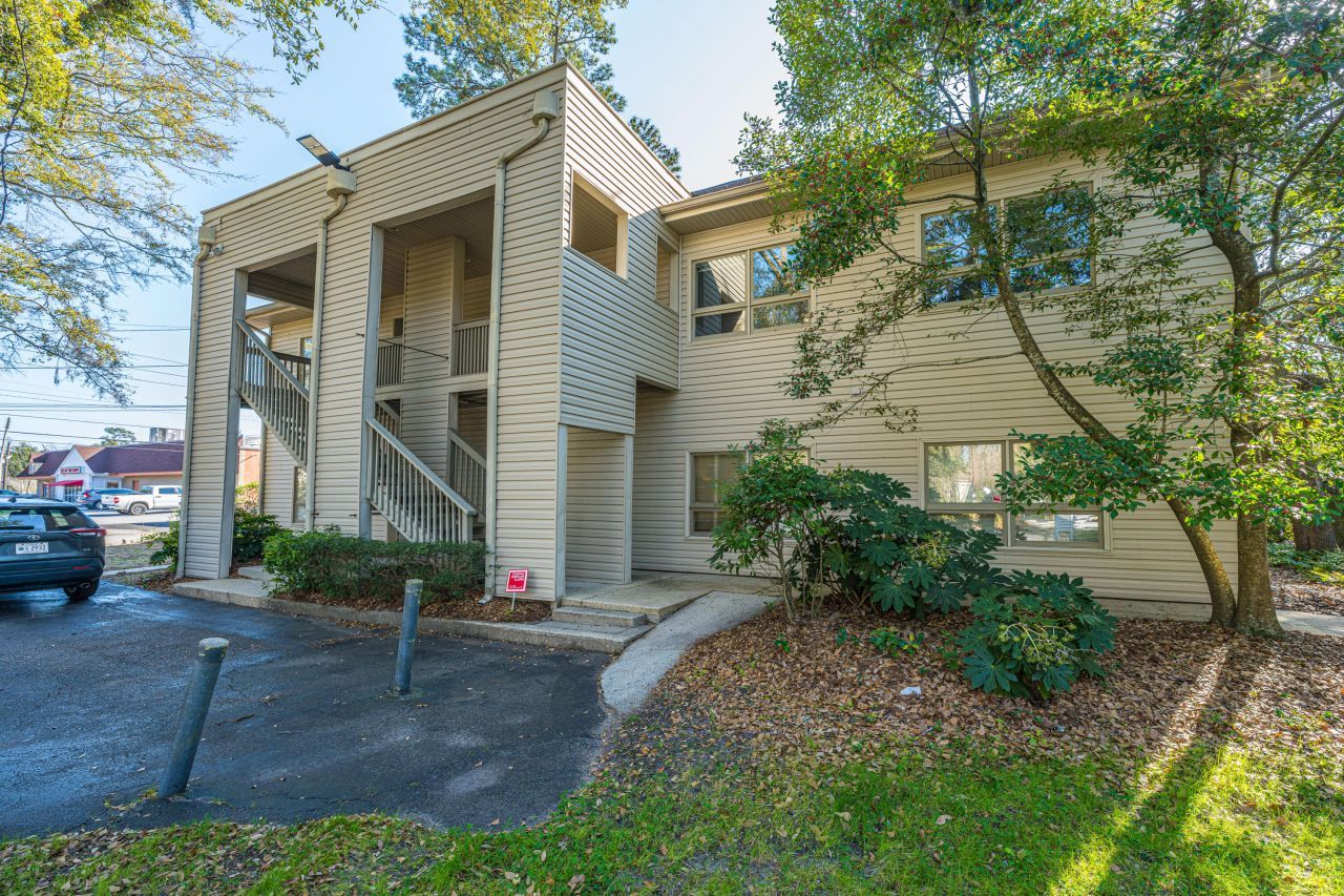 27 Gamecock Avenue Photo 6