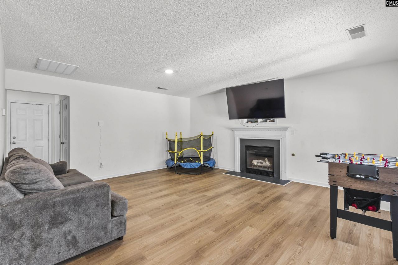 267 Ashewood Lake Drive  Photo 7