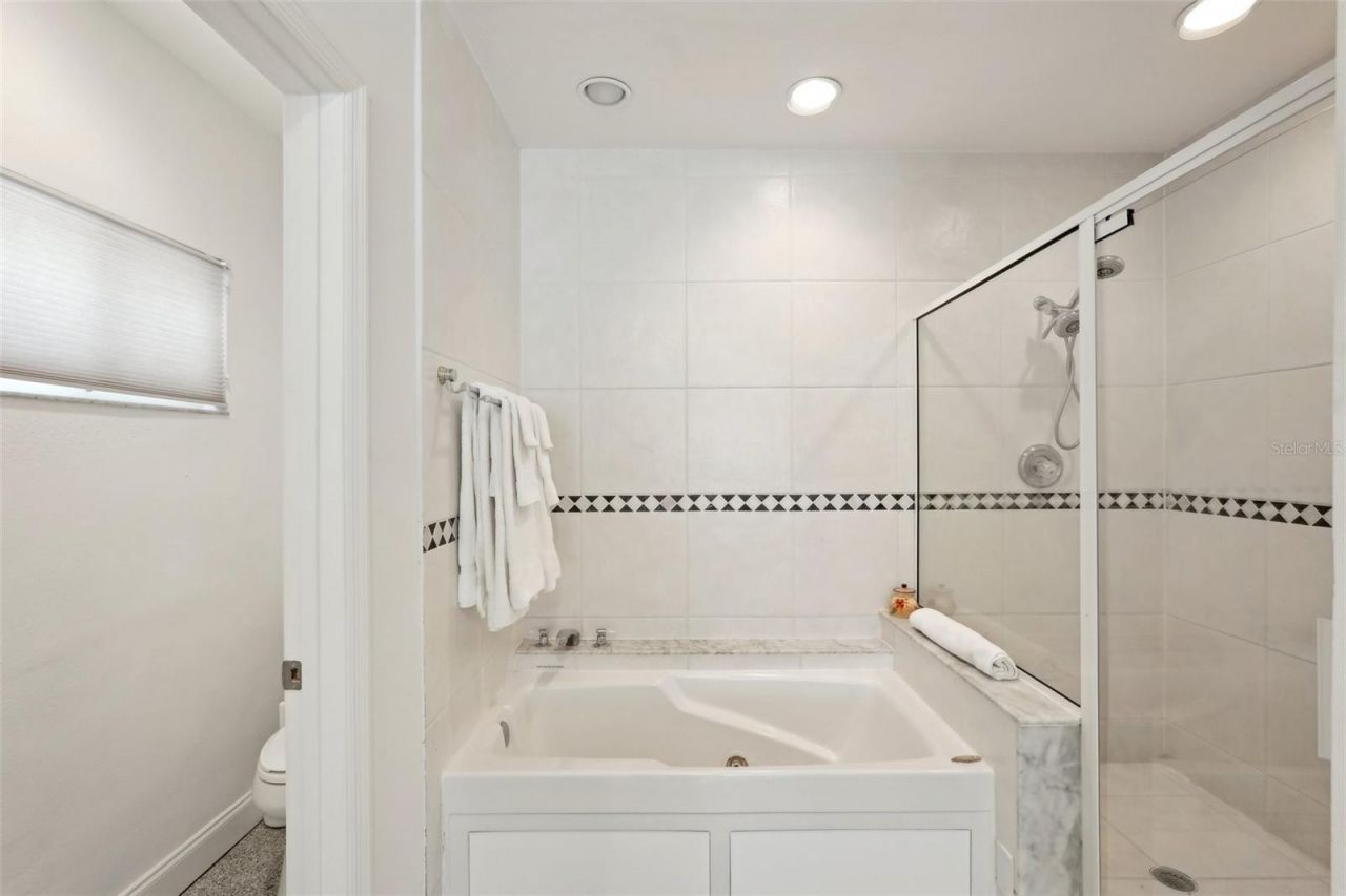 55 N Washington Drive, Sarasota, FL 34236 Photo