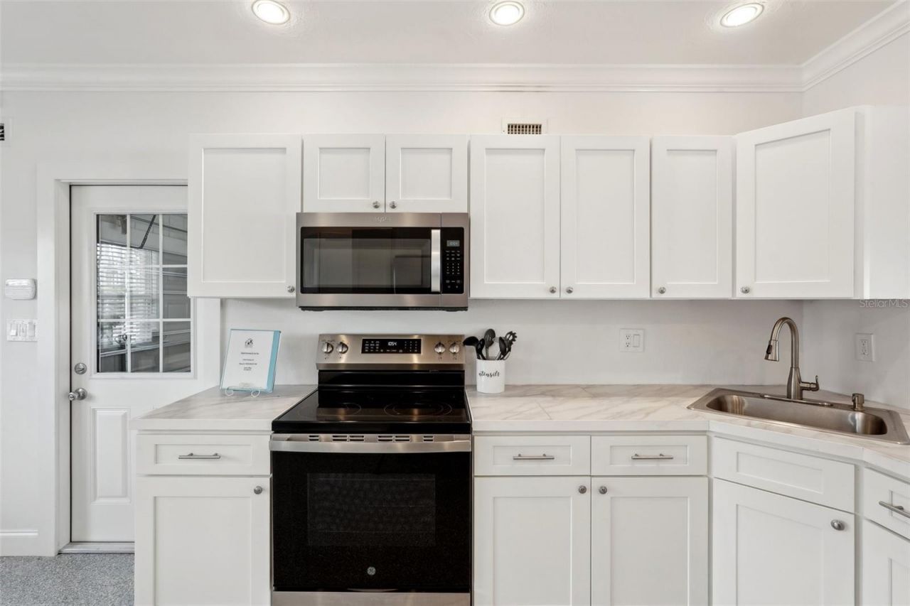55 N Washington Drive, Sarasota, FL 34236 Photo