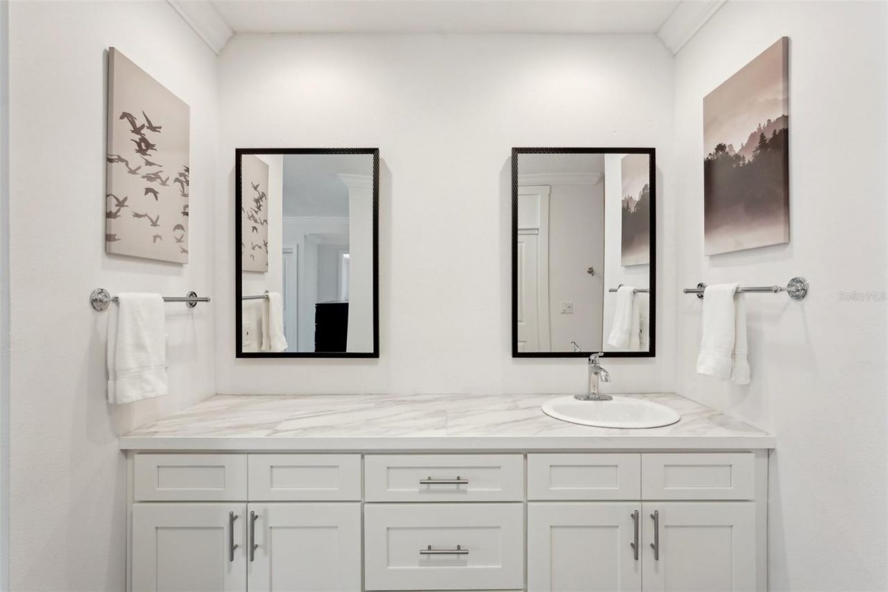 55 N Washington Drive, Sarasota, FL 34236 Photo