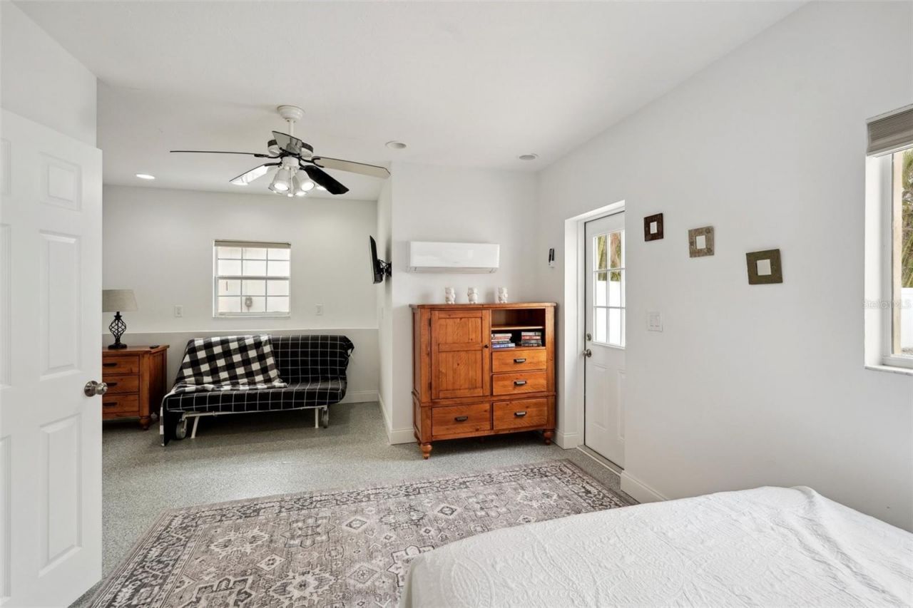 55 N Washington Drive, Sarasota, FL 34236 Photo