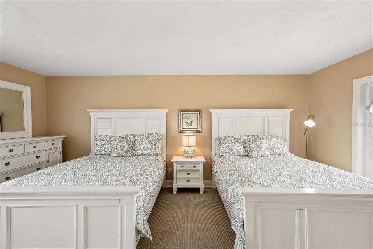 55 N Washington Drive, Sarasota, FL 34236 Photo