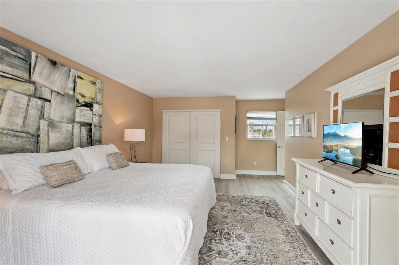 55 N Washington Drive, Sarasota, FL 34236 Photo