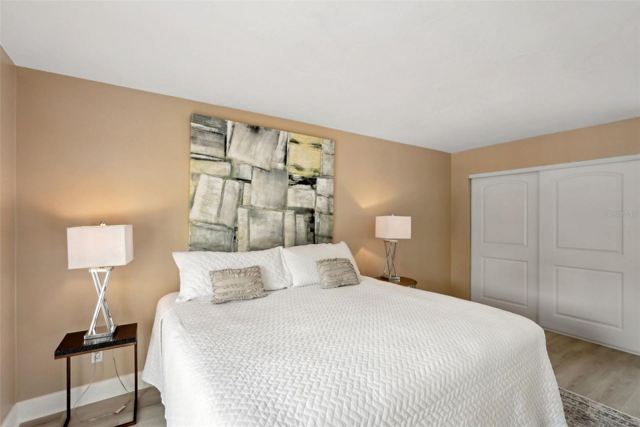 55 N Washington Drive, Sarasota, FL 34236 Photo