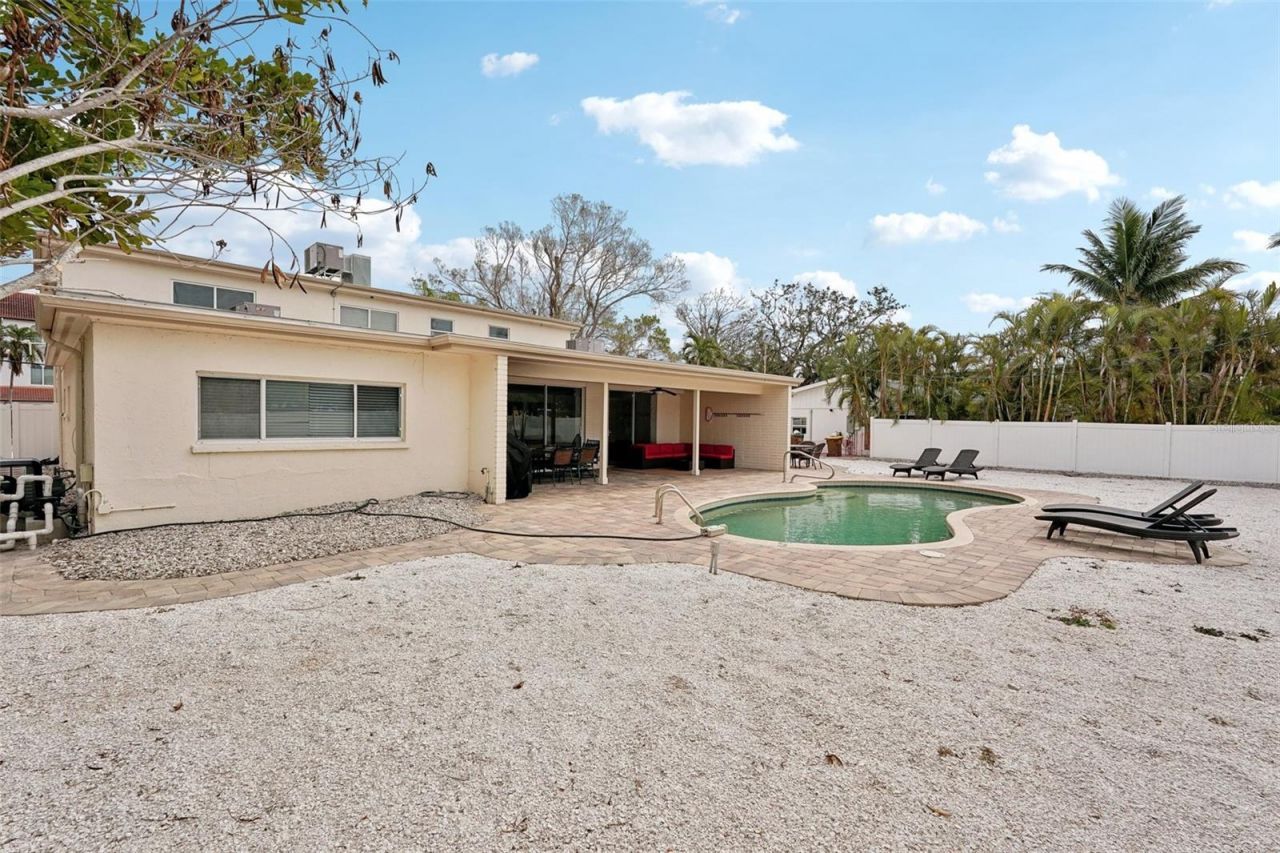 55 N Washington Drive, Sarasota, FL 34236 Photo