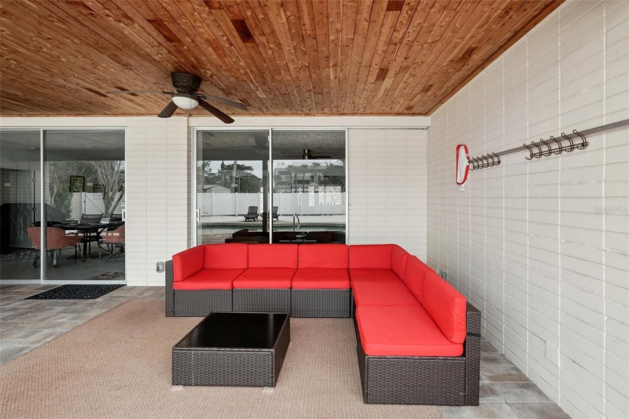 55 N Washington Drive, Sarasota, FL 34236 Photo