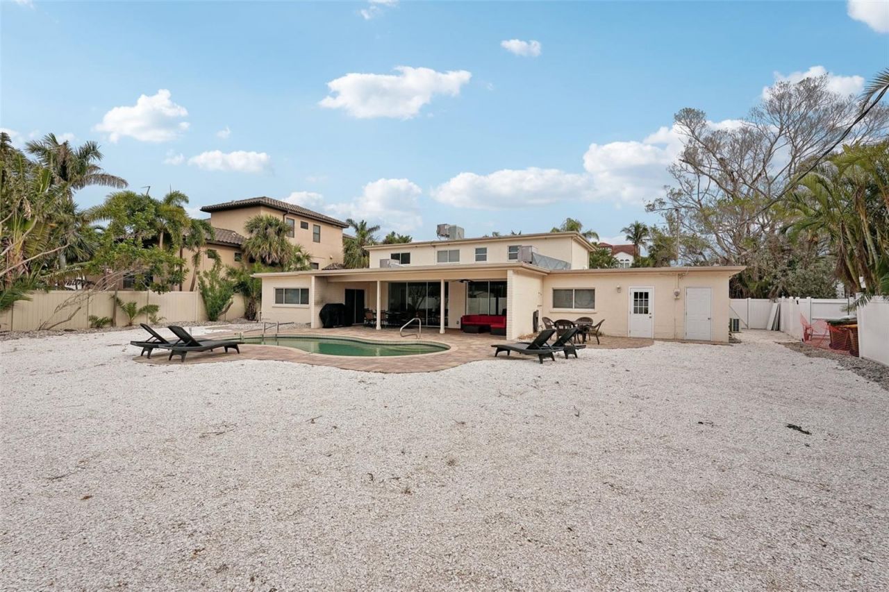 55 N Washington Drive, Sarasota, FL 34236 Photo