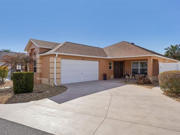 1052 BECKER AVENUE, THE VILLAGES, FL 32163