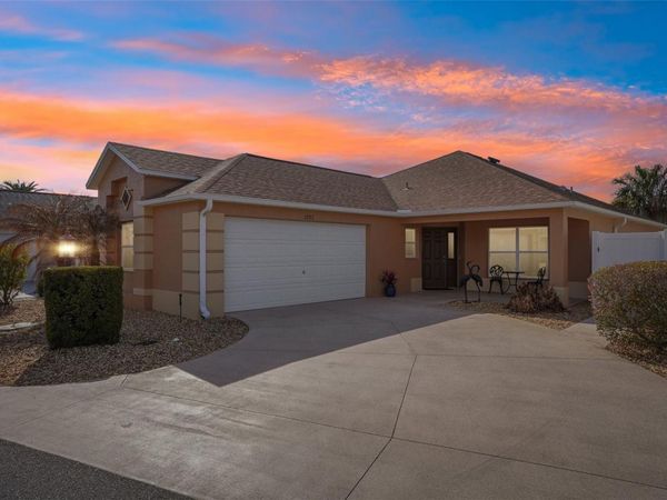 1052 BECKER AVENUE, THE VILLAGES, FL 32163