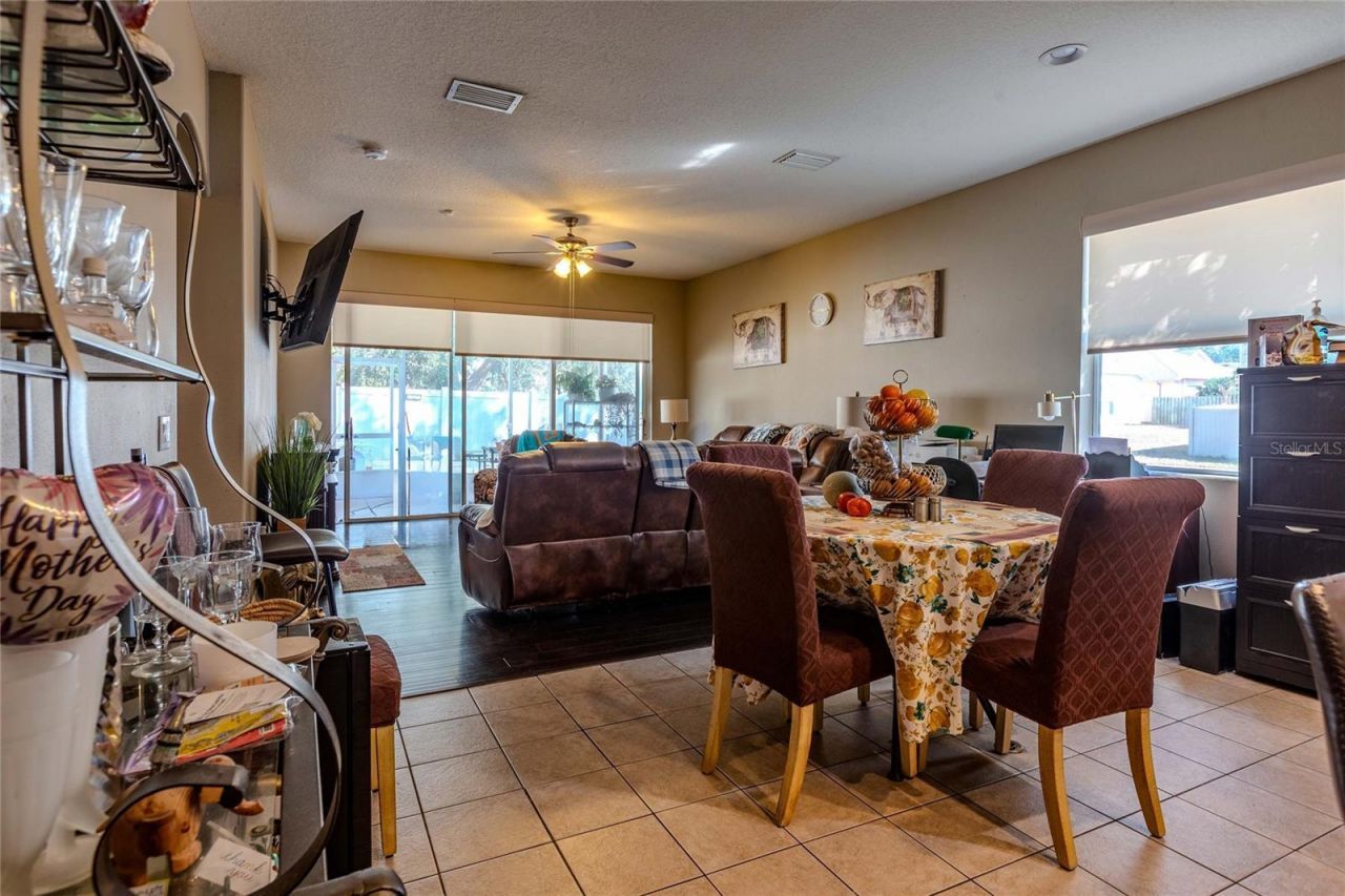 6803 Guilford Crest Drive, Apollo Beach, FL 33572 Photo