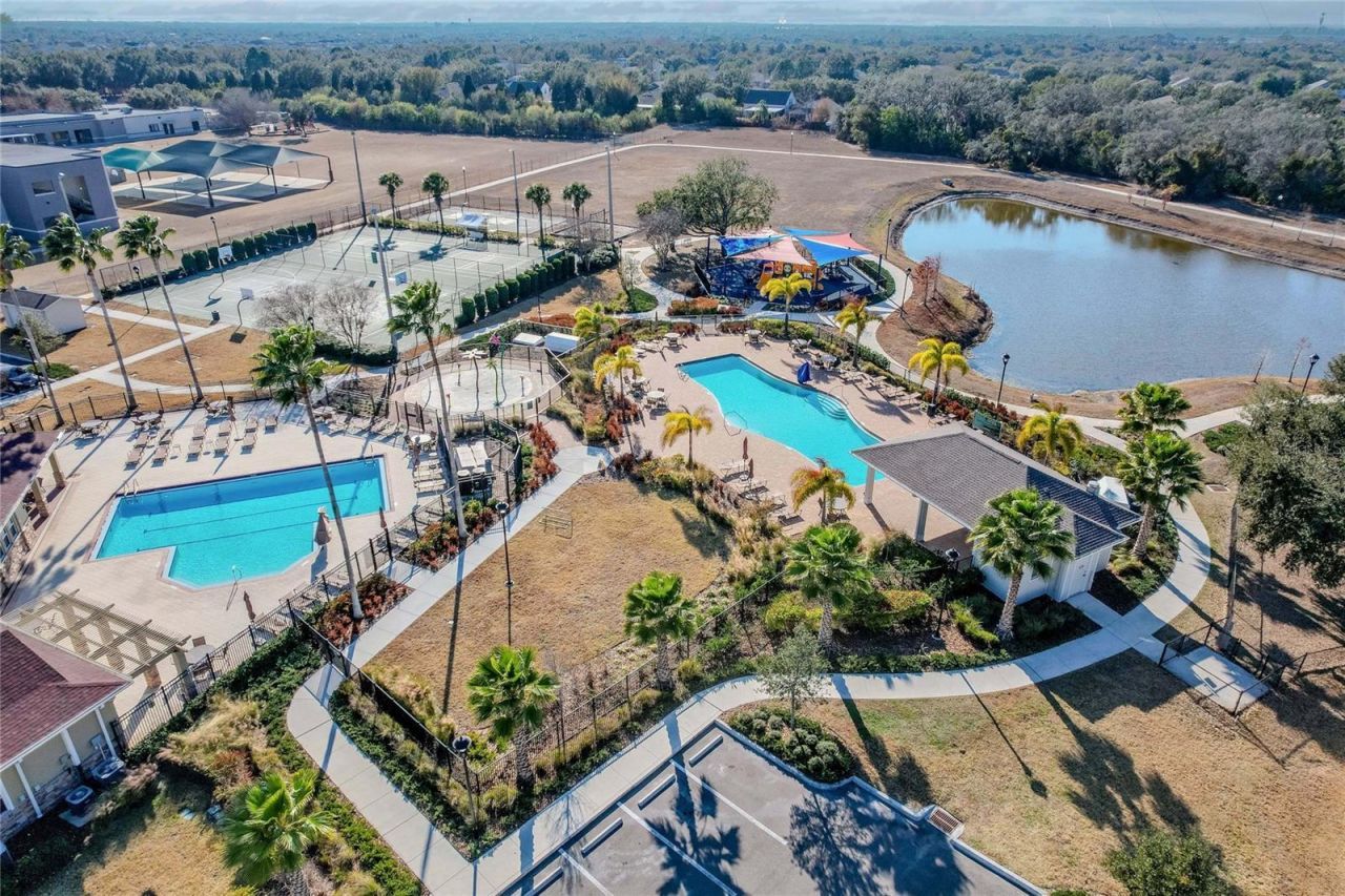 6803 Guilford Crest Drive, Apollo Beach, FL 33572 Photo