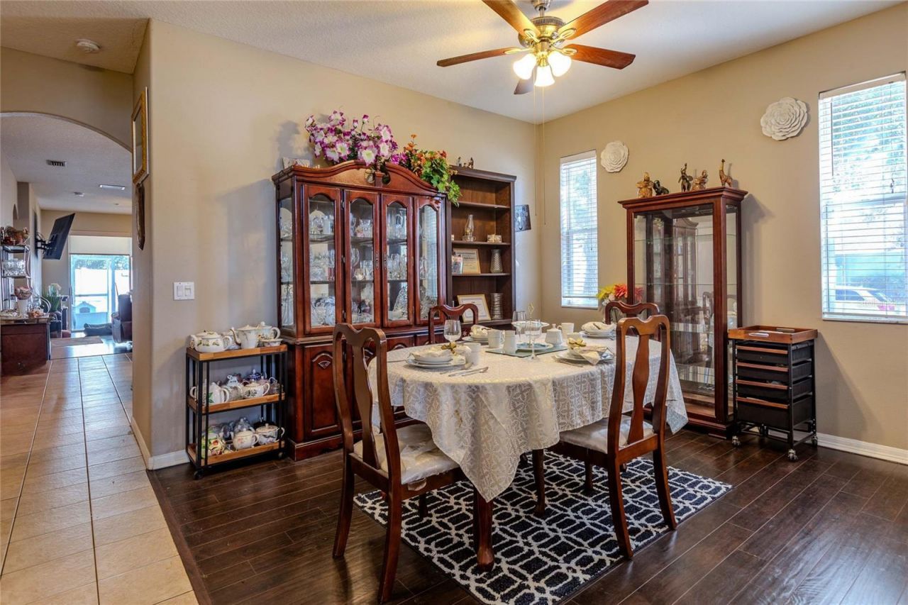 6803 Guilford Crest Drive, Apollo Beach, FL 33572 Photo