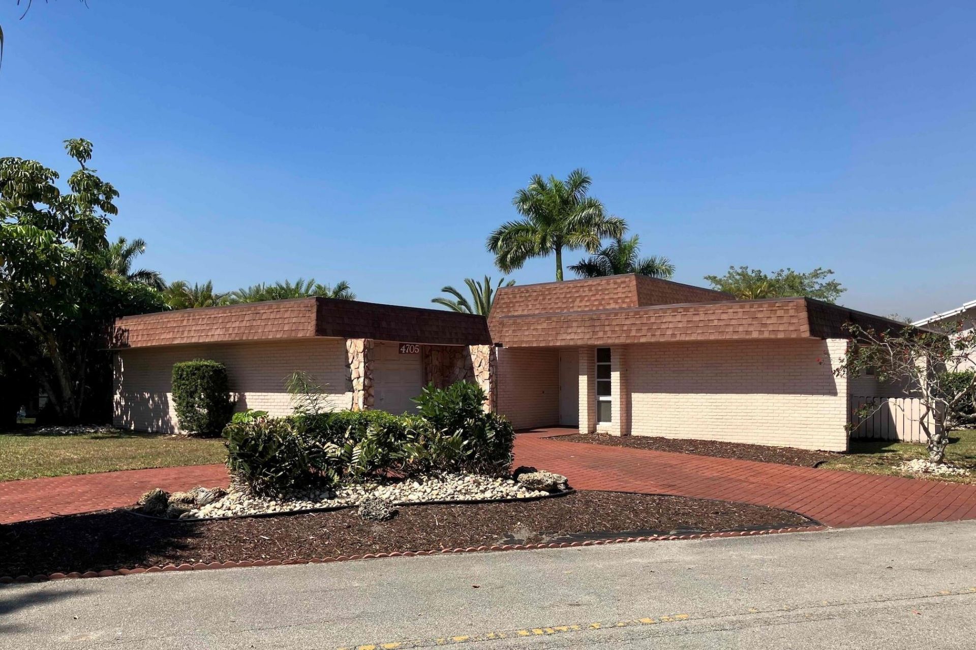 4705 Bayberry Lane, Tamarac, FL 33319 Photo