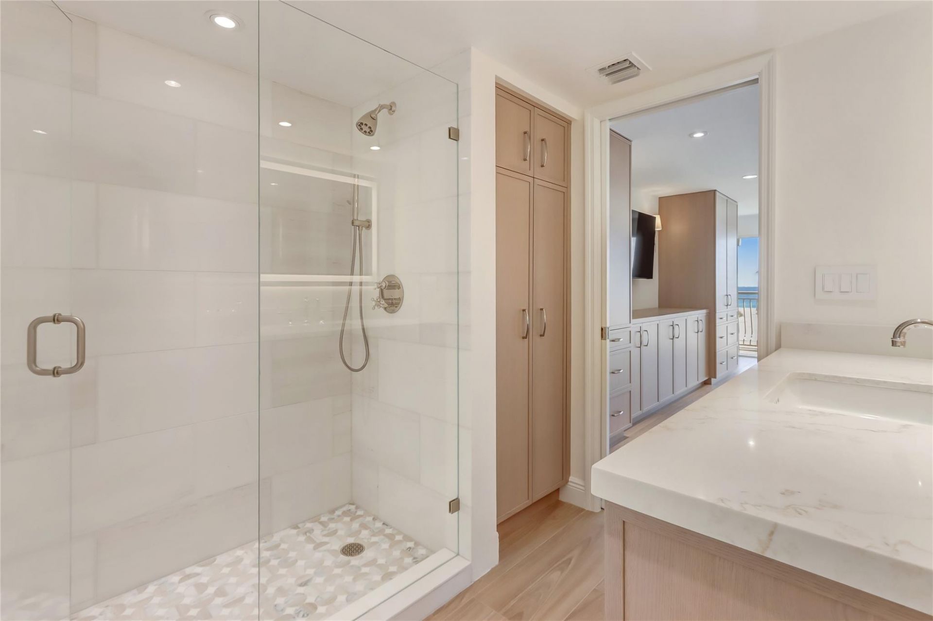 1710 S Ocean Lane, Unit 202, Fort Lauderdale, FL 33316 Photo