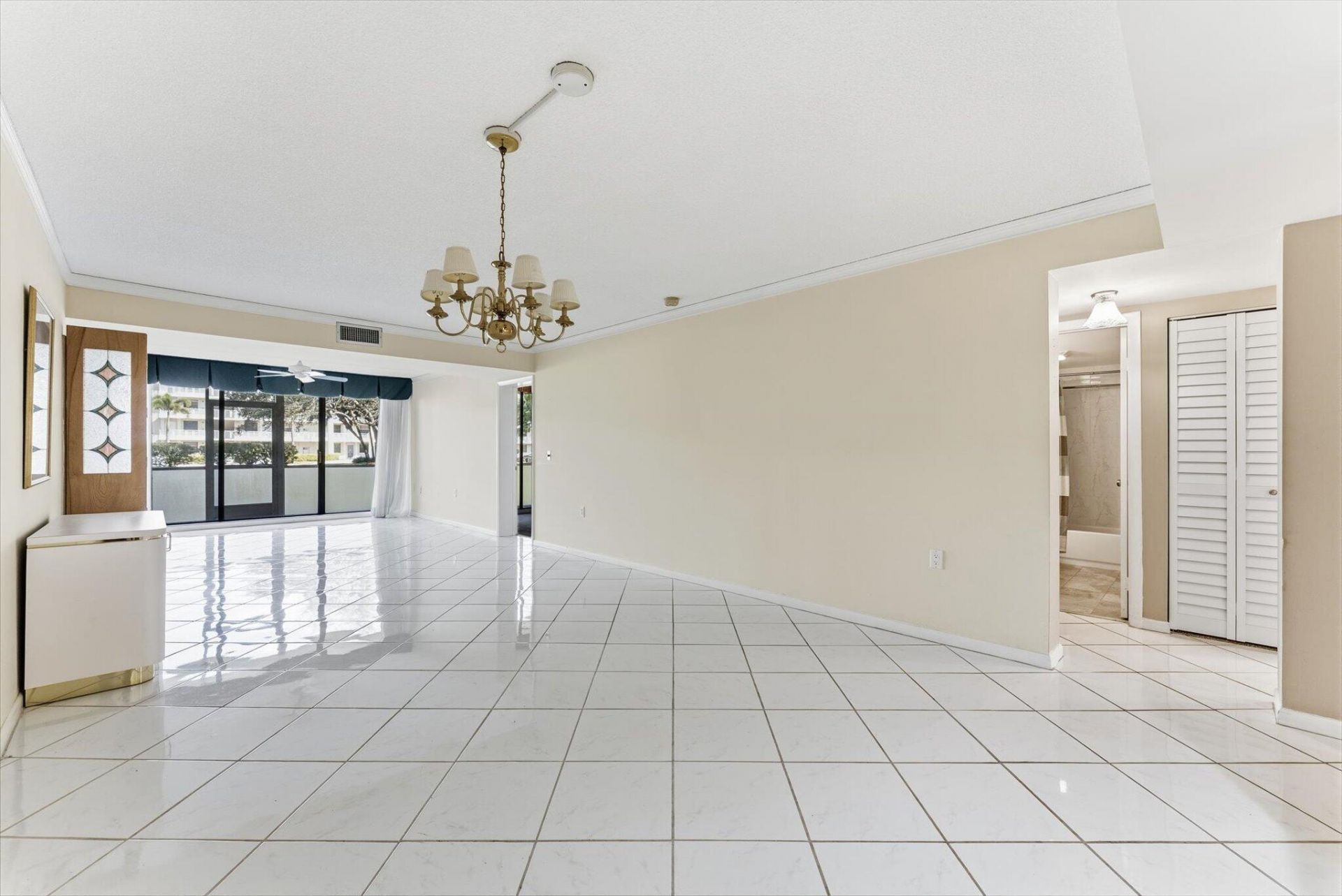 6217 Balboa Circle, Unit 106, Boca Raton, FL 33433 Photo