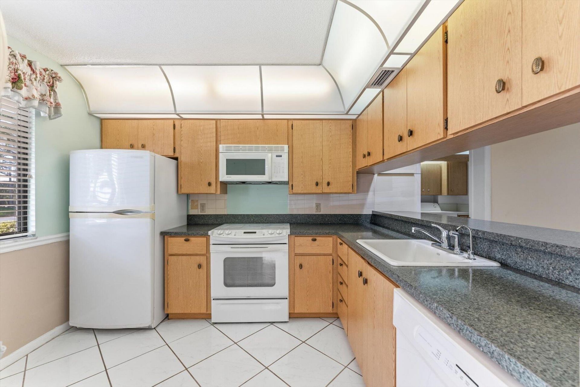 6217 Balboa Circle, Unit 106, Boca Raton, FL 33433 Photo