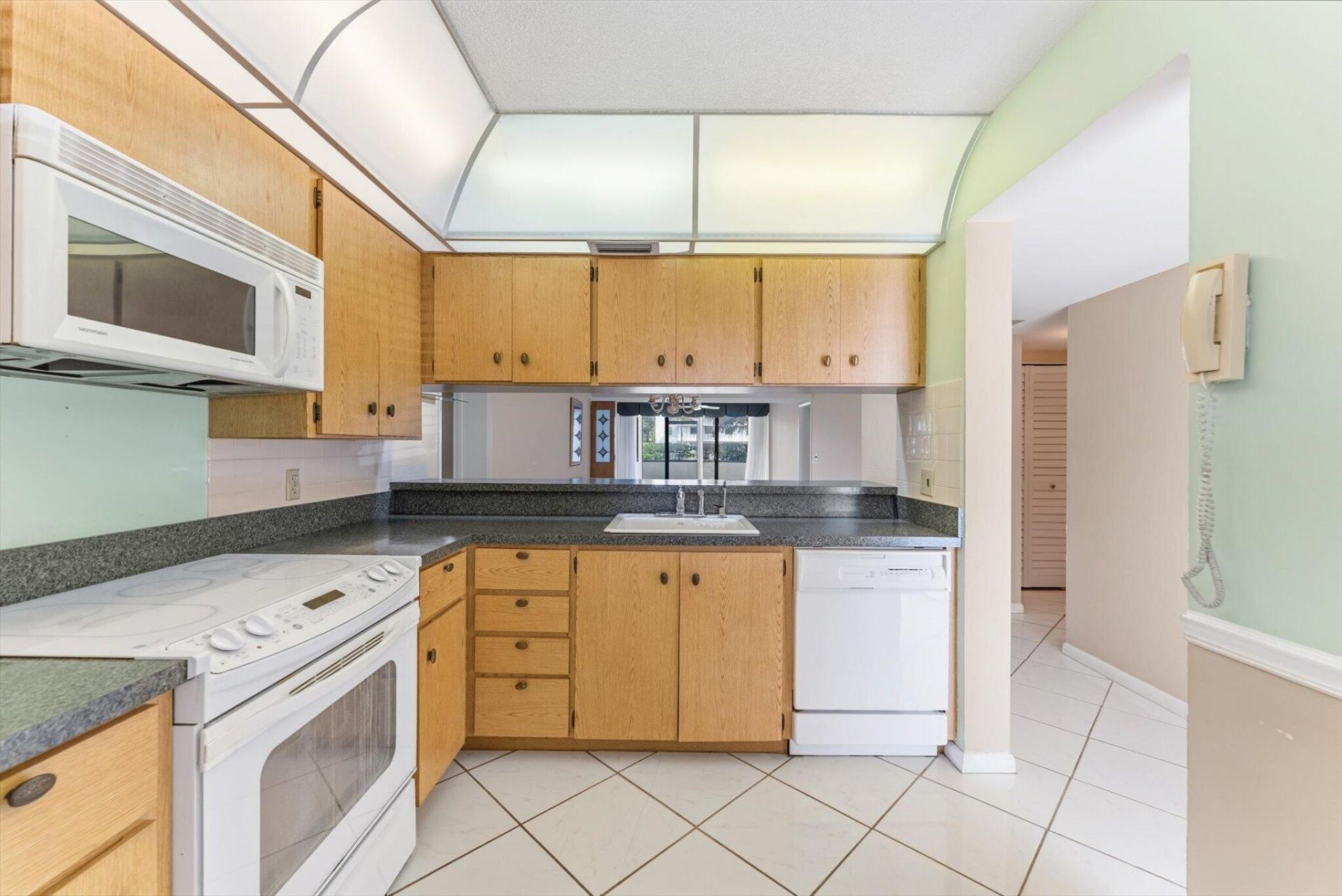 6217 Balboa Circle, Unit 106, Boca Raton, FL 33433 Photo