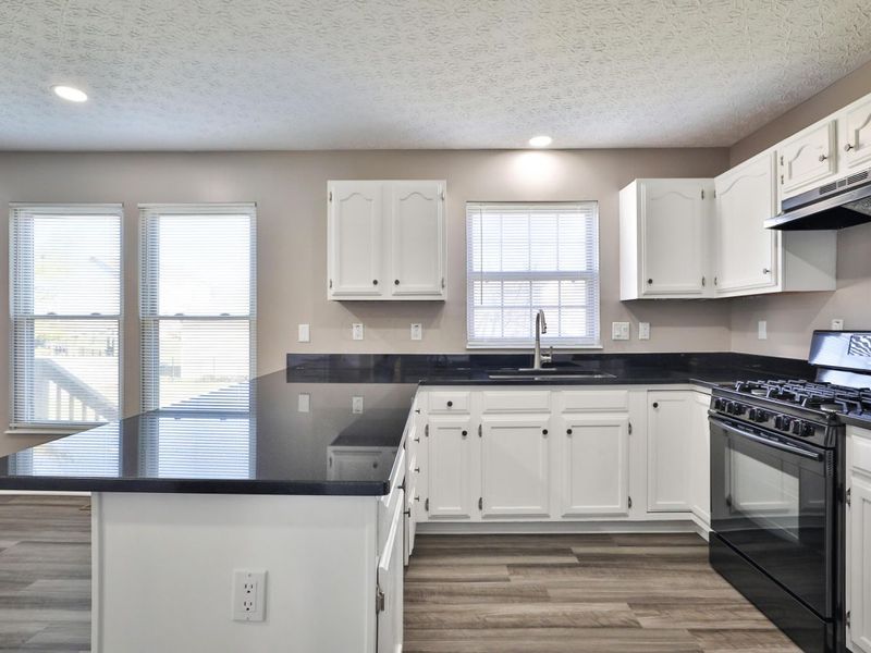 1352 River Trail Drive, Grove City, OH 43123 Photo 12