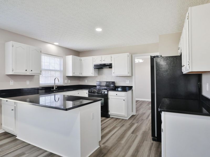 1352 River Trail Drive, Grove City, OH 43123 Photo 14