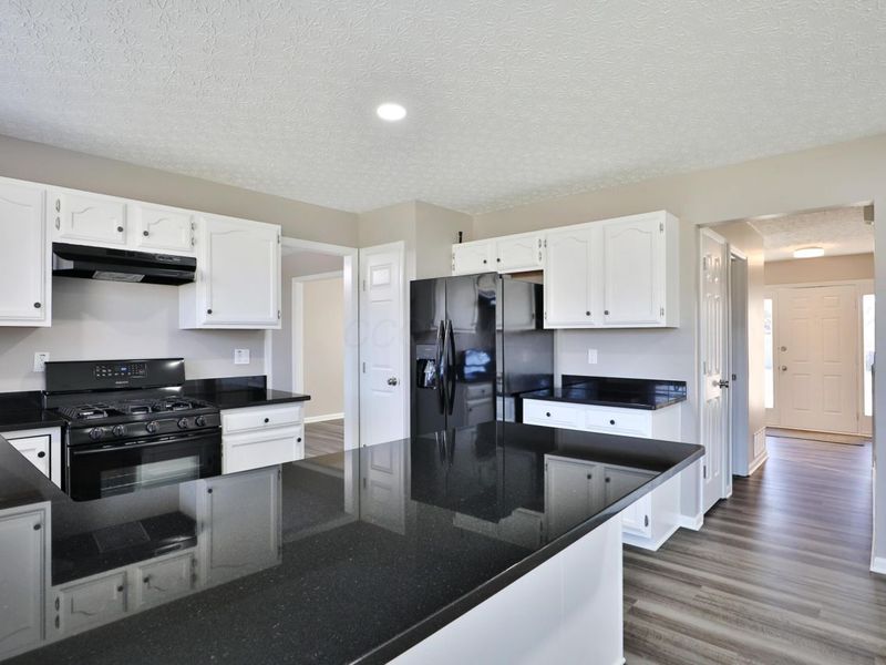 1352 River Trail Drive, Grove City, OH 43123 Photo 17