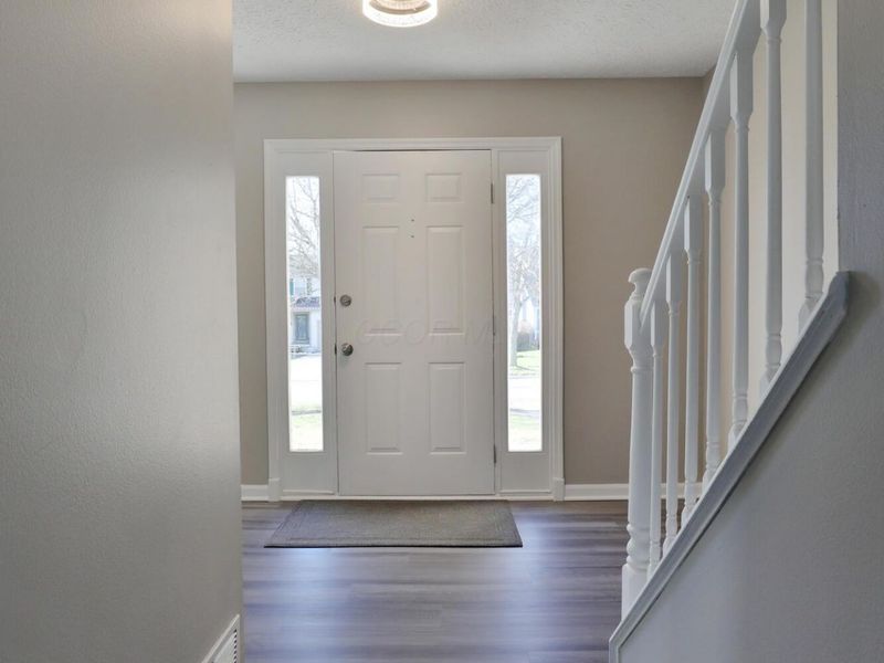 1352 River Trail Drive, Grove City, OH 43123 Photo 5