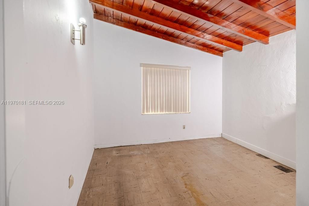 670 SE 1st St , Hialeah, FL 33010 Photo