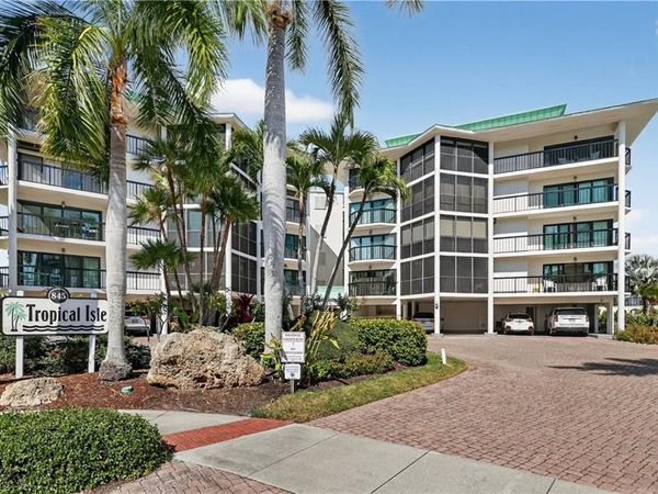 845 Collier CT, Unit 302, MARCO ISLAND, FL 34145