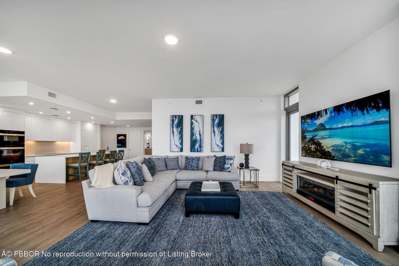 220 Lakeshore Drive, Unit 502, Lake Park, FL 33403 Photo