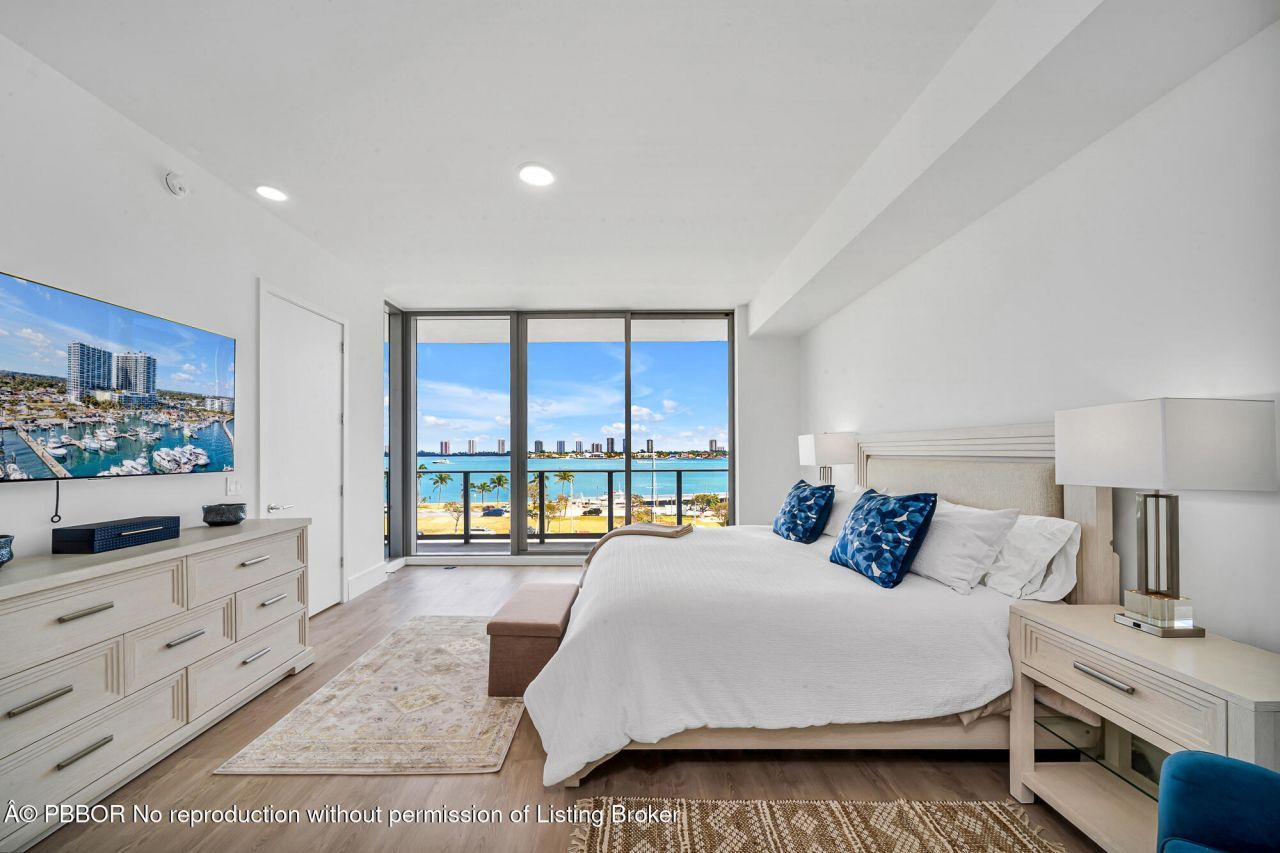 220 Lakeshore Drive, Unit 502, Lake Park, FL 33403 Photo