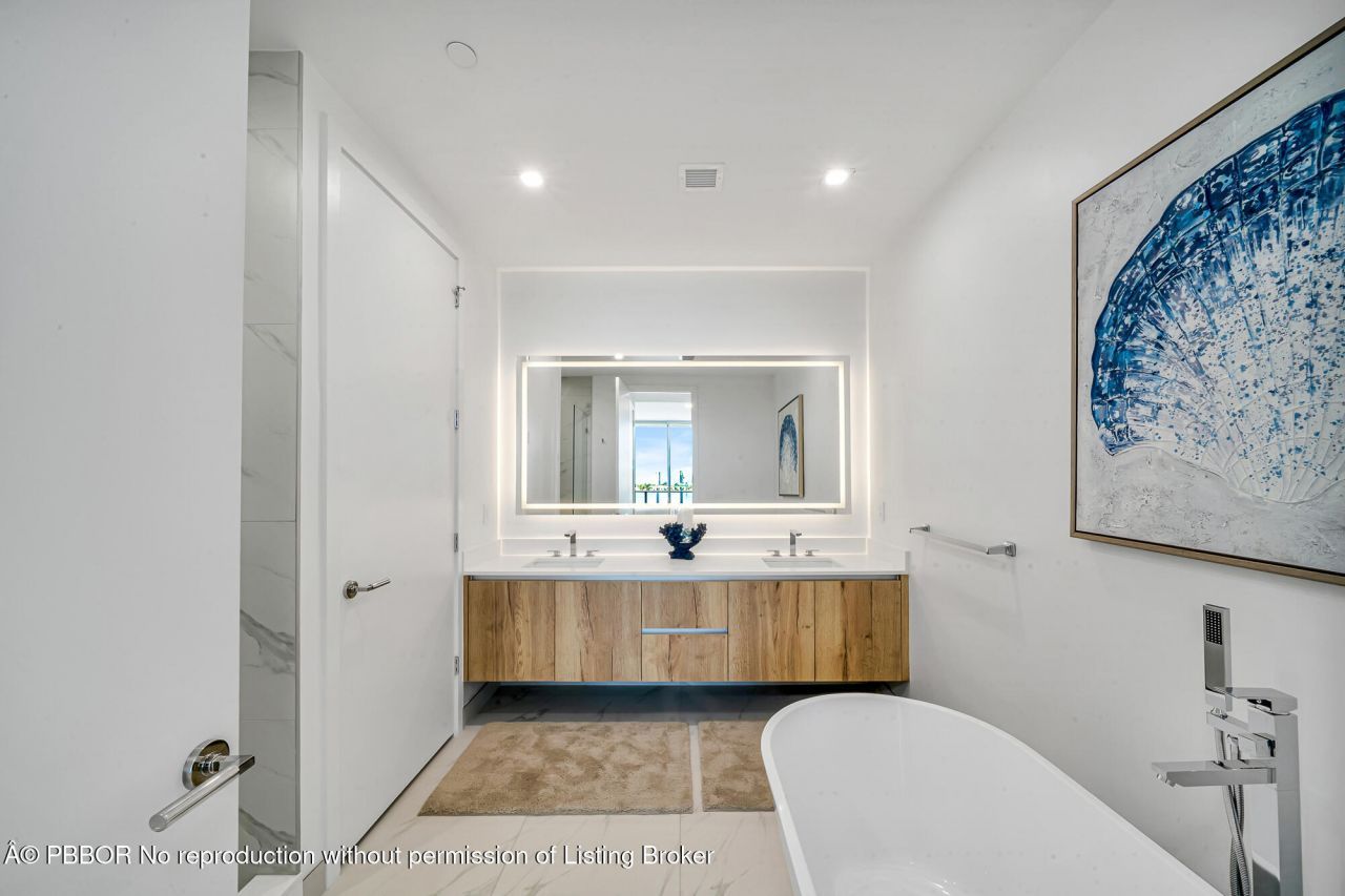 220 Lakeshore Drive, Unit 502, Lake Park, FL 33403 Photo