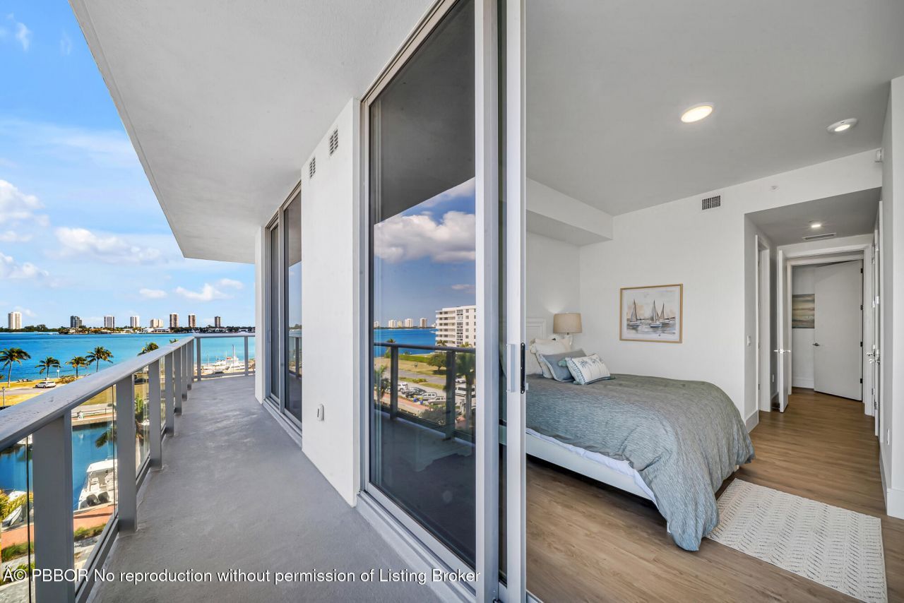 220 Lakeshore Drive, Unit 502, Lake Park, FL 33403 Photo