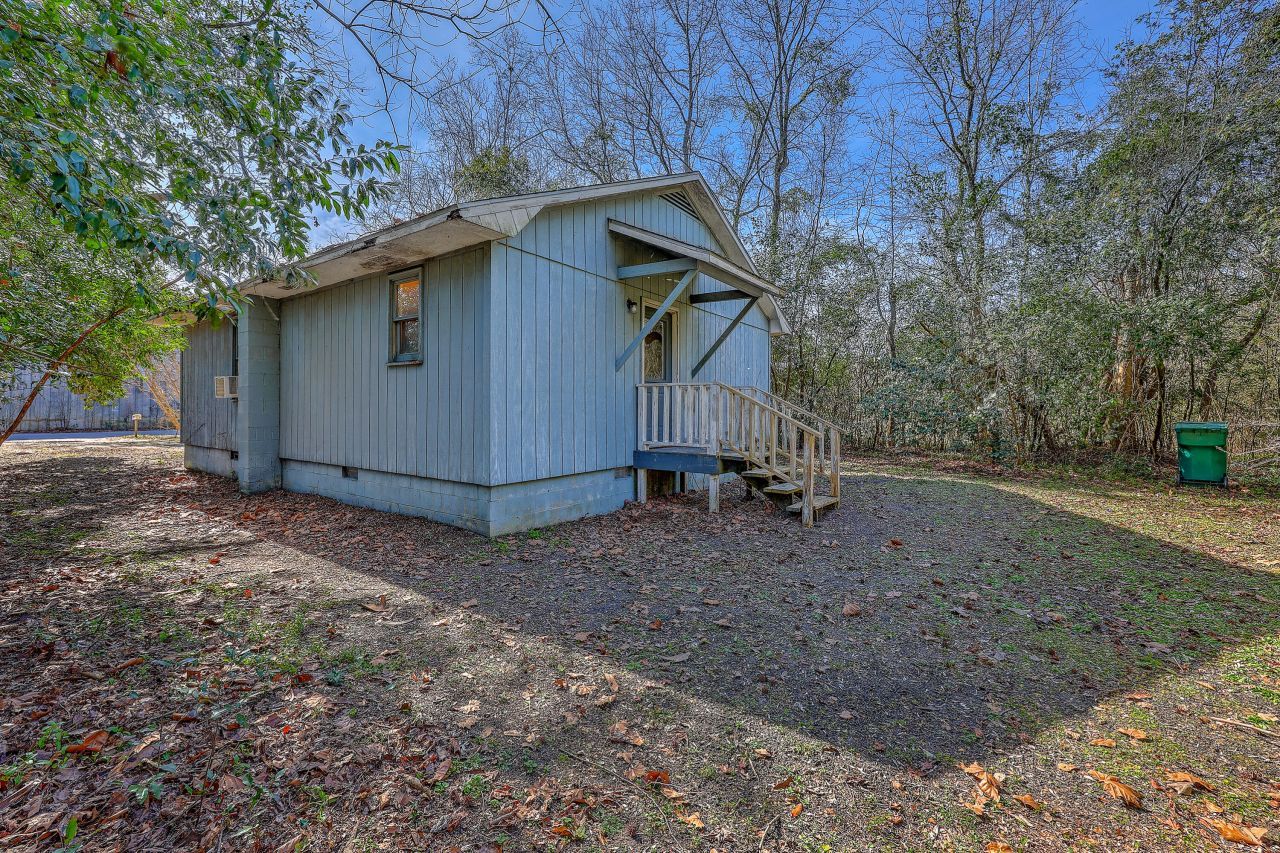 225 Reardon Street Photo 18