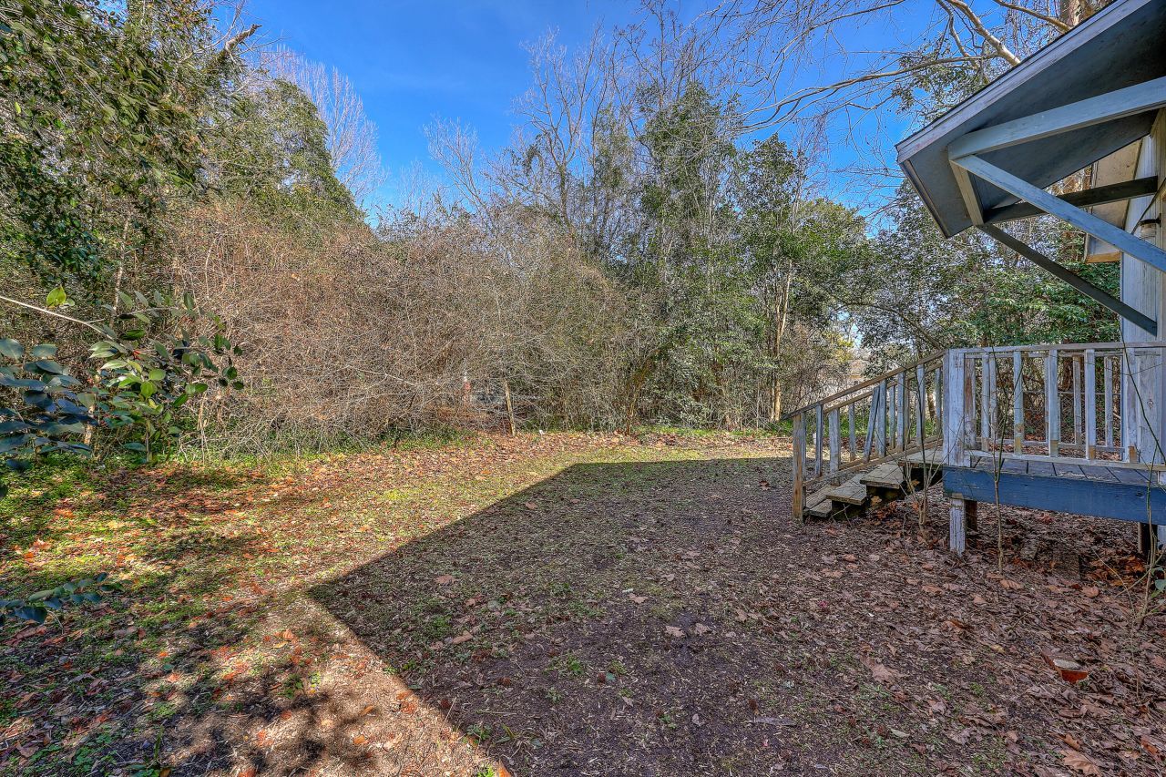 225 Reardon Street Photo 19