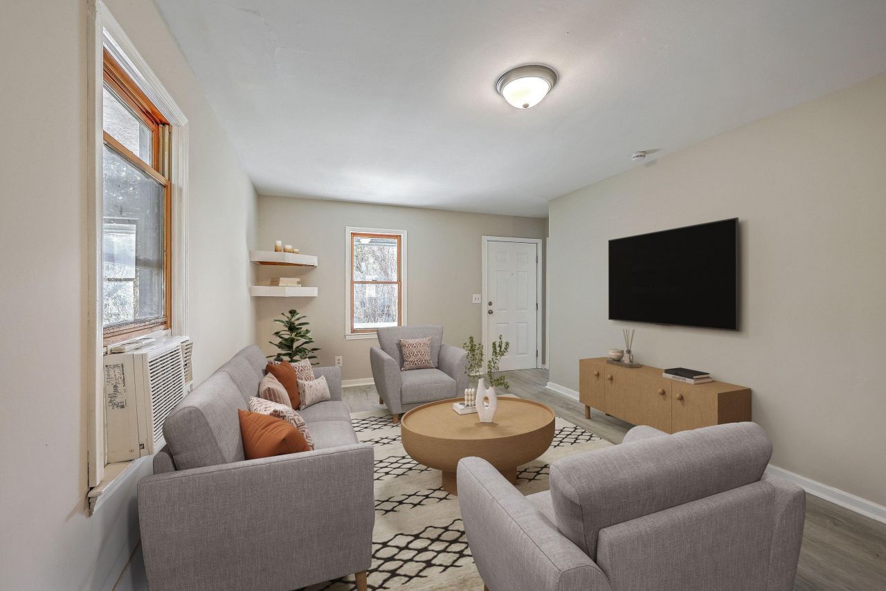 225 Reardon Street Photo 7